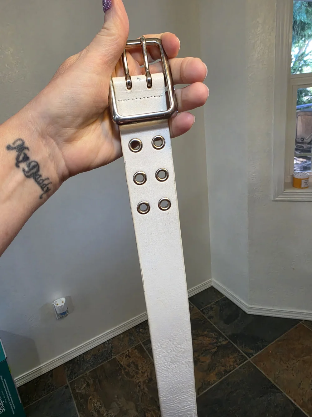 Vintage Interplanet White Leather Double Grommet Belt Size 40/100
